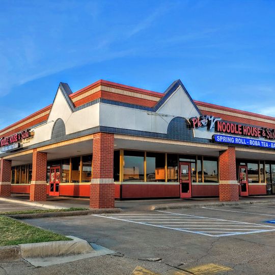 Pho V Noodle House & Sushi