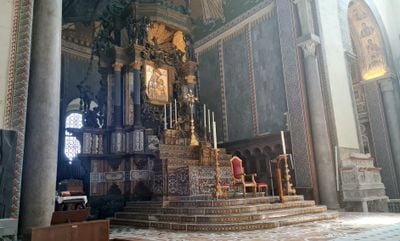 Interior 1