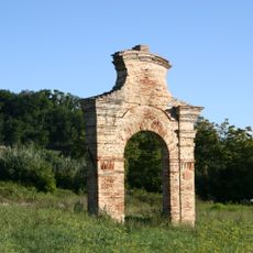 Triumphal arch of Belforte del Chienti