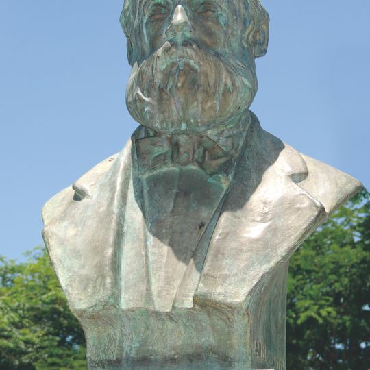 Busto de Homem de Mello