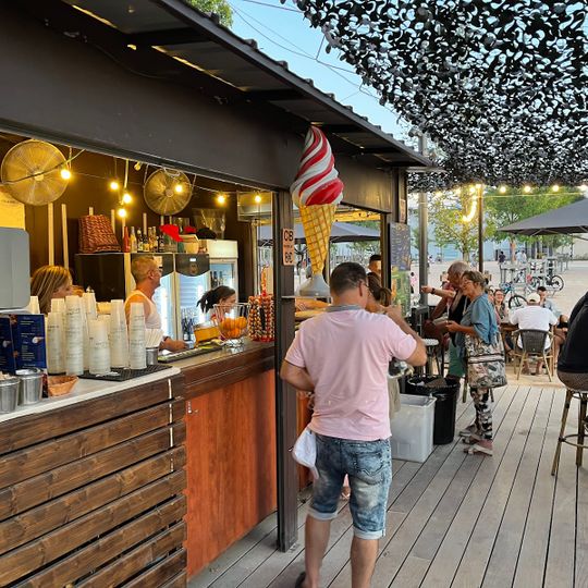 Guinguette des bords de Loire