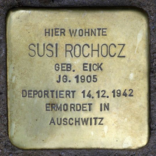 Stolperstein dedicated to Susi Rochocz