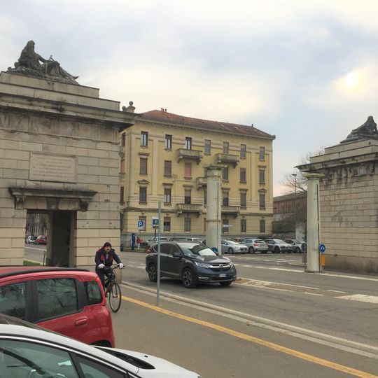 Porta Milano