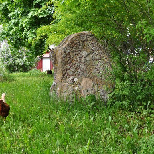 Södermanlands runinskrifter 234