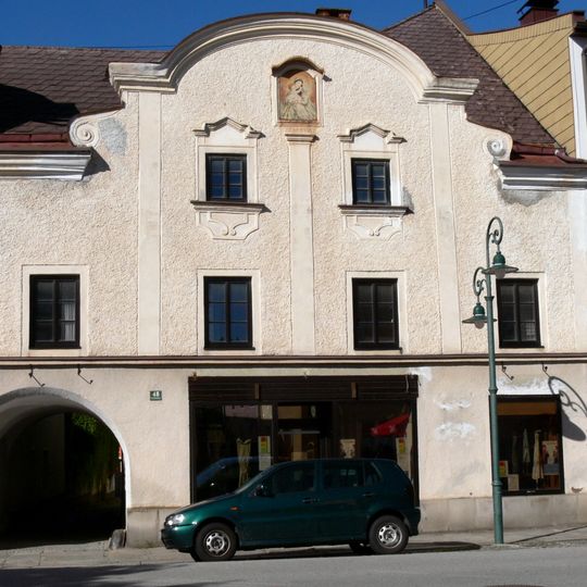 Bürgerhaus, ehem. Leinenweberhaus und Befestigungsmauern
