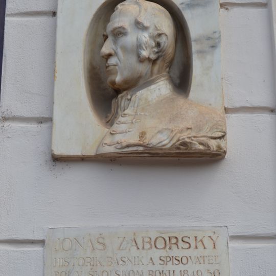 Premonštrátsky kláštor, tabuľa pamätná