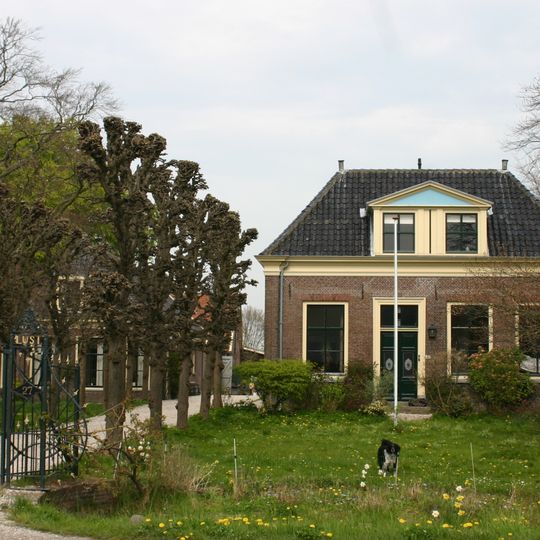 Achthovenerweg 25, Leiderdorp