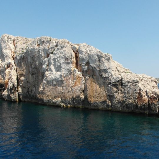 Otočić Obručan Mali