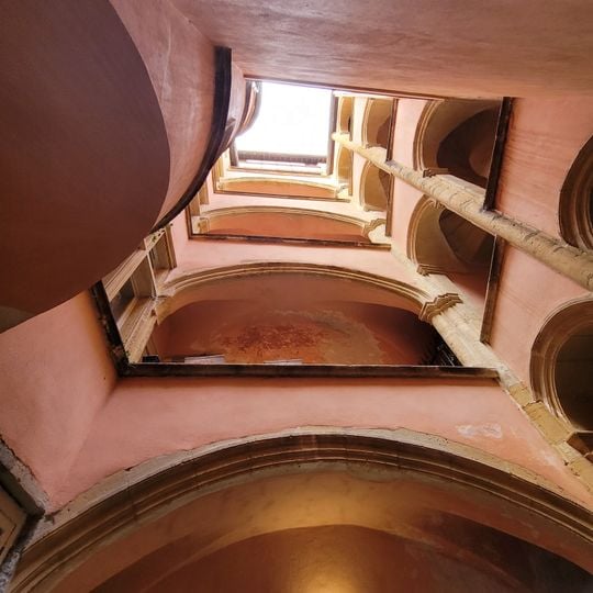 Traboule 27 rue Saint Jean - 6 rue des Trois-Maries