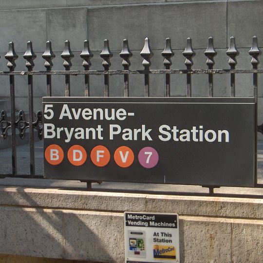 42nd Street–Bryant Park/Fifth Avenue