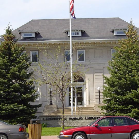 Ludington Public Library