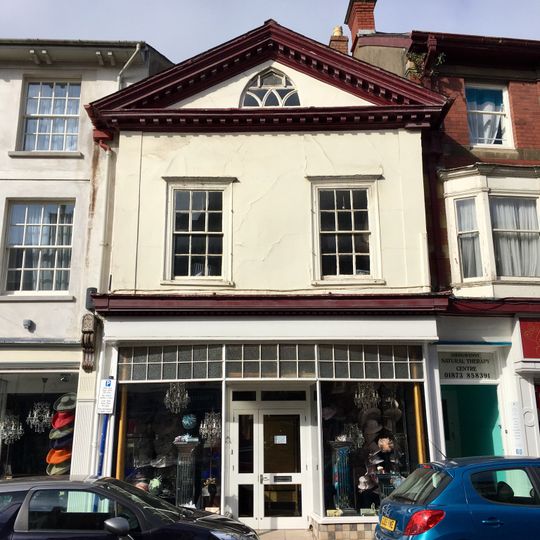 No.13 Cross Street, Abergavenny