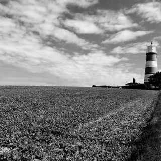 Happisburgh Lighthouse  Lighthouse Cottages