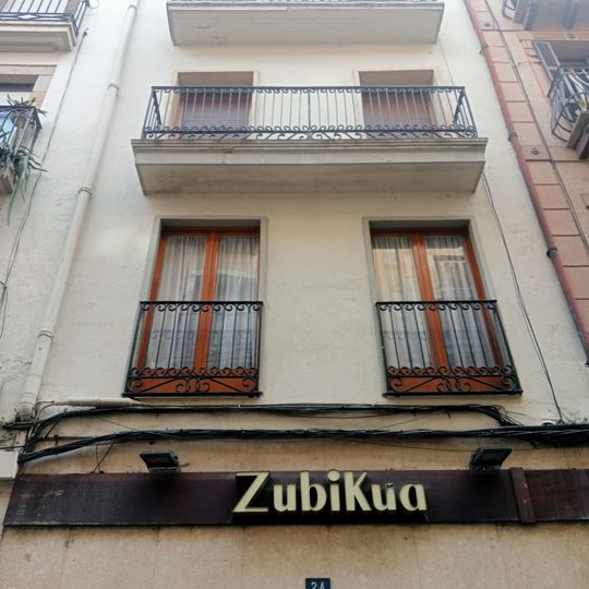Casa Barrenkalea 24