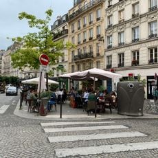 Place Anne-Marie-Carrière