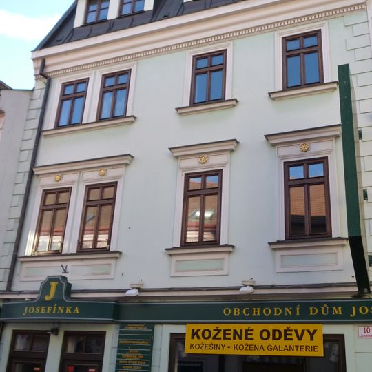 Josefská 10