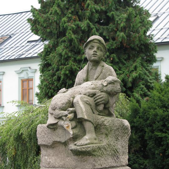 Kašna se sochou Píseň hor