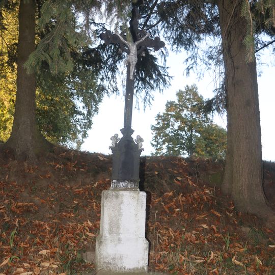 Kříž mezi Číchovem a Přibyslavicemi