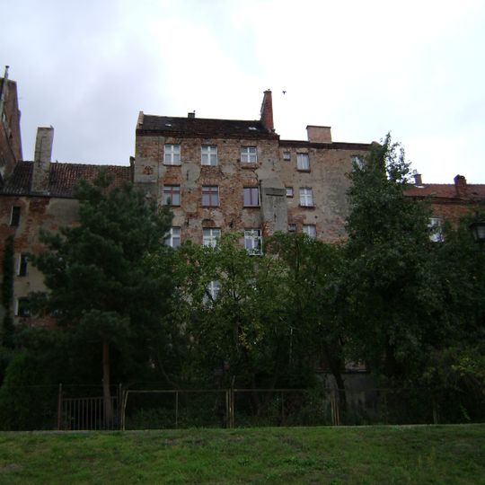 Spichlerz, ob. dom mieszkalny