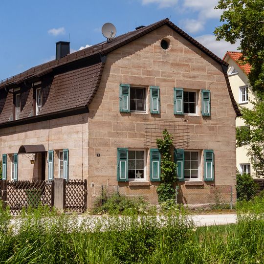 Wohnhaus am Kanal 10