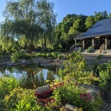 Jones Arboretum and Botanical Gardens