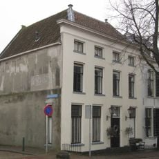 Voorstraat 2, Sommelsdijk