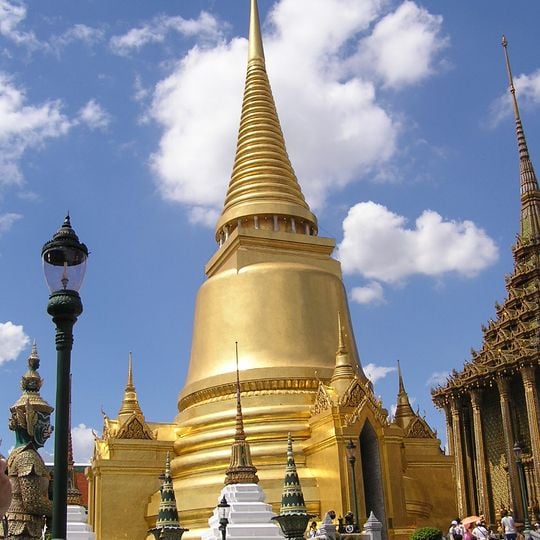 Phra Sri Ratana Chedi