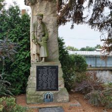 Pomník padlým ve světových válkách v Klášteru Hradiště nad Jizerou