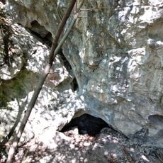 Csúcs-hegyi Cserepes Cave
