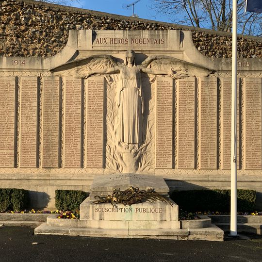 War memorial of Nogent-sur-Marne Cemetery