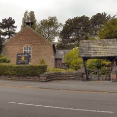 Lychgate, Hale Chapel