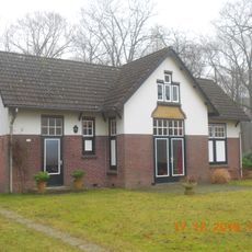 Huize Bronlaak: dienstwoning