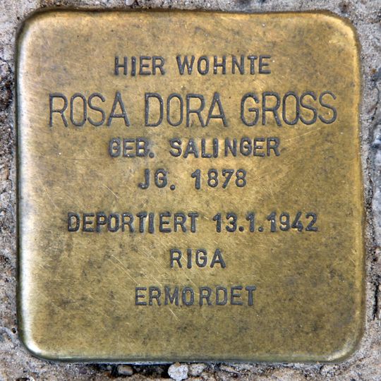 Stolperstein dedicated to Rosa Dora Gross