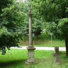 Column shrine