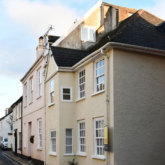 18 Higher Shapter Street