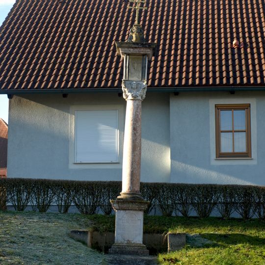 Kreuzsäule