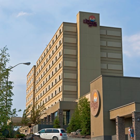 Explorer Hotel