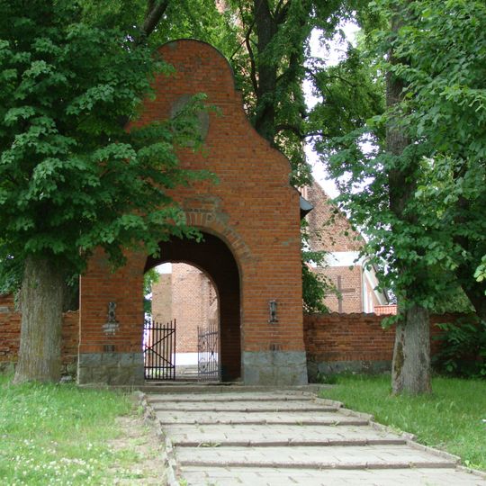 Kościół św. Jakuba Apostoła wraz z cmentarzem przykościelnym w Kwiecewie