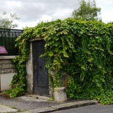 Regard numéro 6 de l'aqueduc Médicis