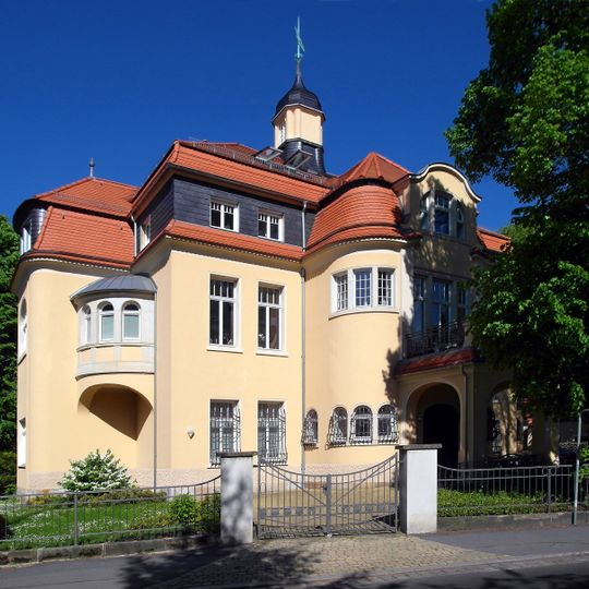 Schillerstraße 39