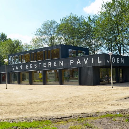Van Eesteren Paviljoen