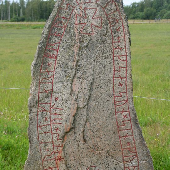 Smålands runinskrifter 100