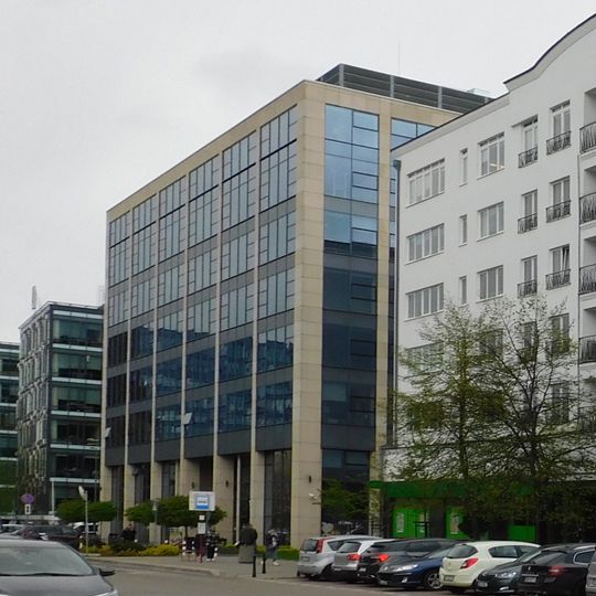 Biurowiec przy ulicy Domaniewskiej 45