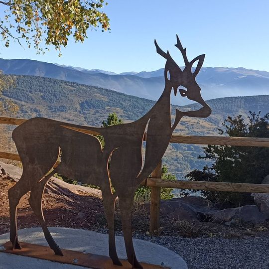 Work of art, sculpture