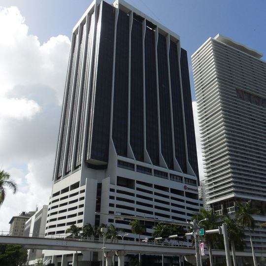 One Biscayne Tower