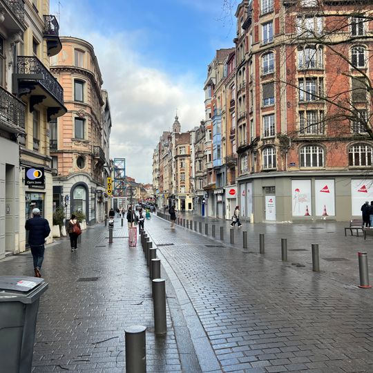 Rue Pierre Mauroy