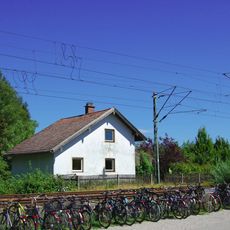 Haus an der Bahnstrecke