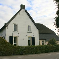 Burgemeester Houtkoperweg 11, Lienden