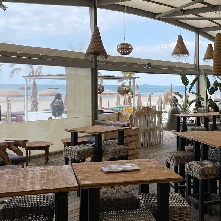 La Plage des Bikinis