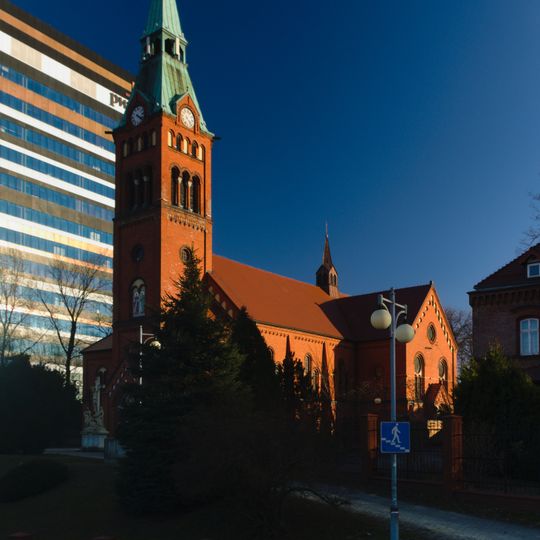 Zespół kościoła parafialnego Świętych Jana i Pawła, Chorzowska 160 w Katowicach